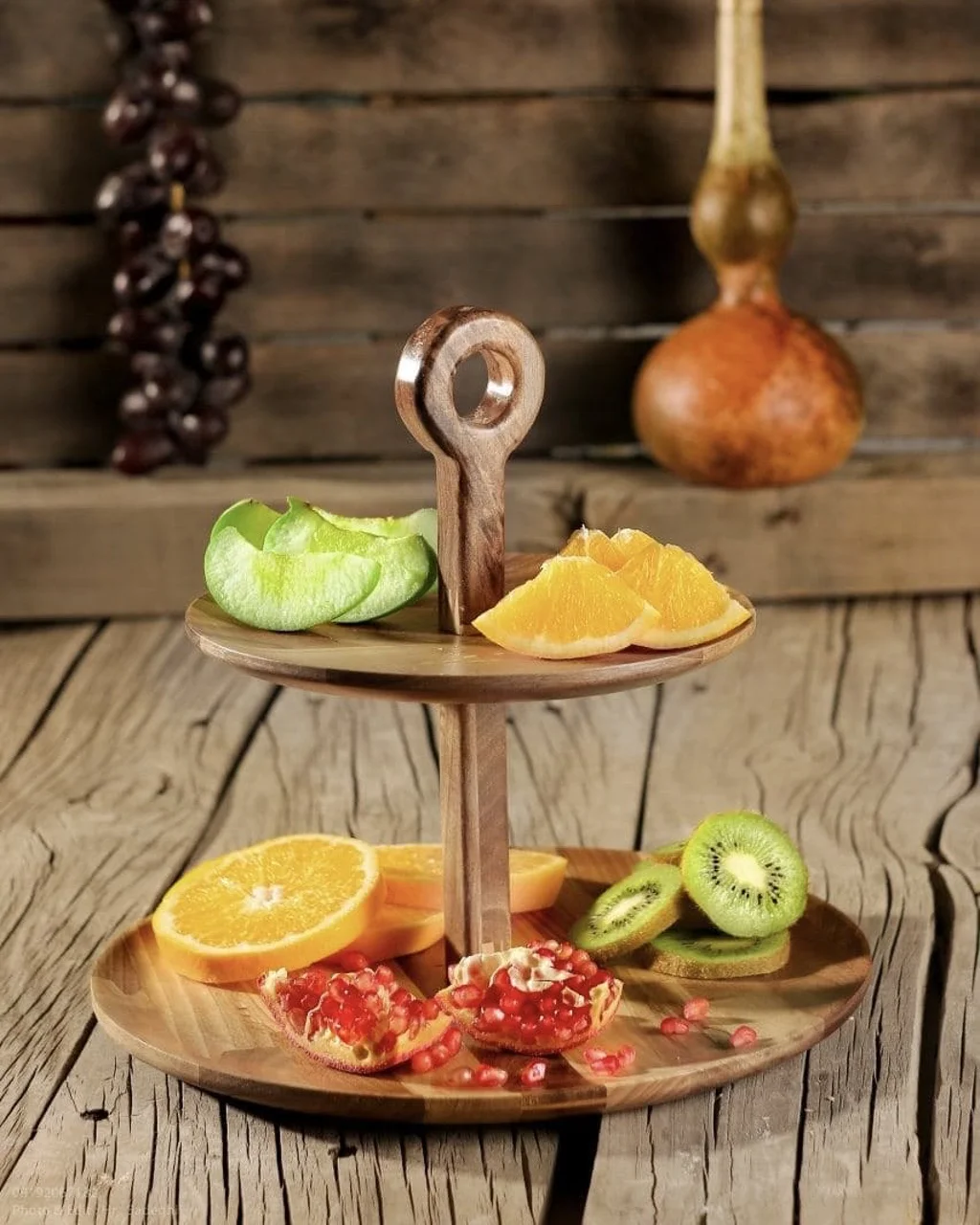 شیرینی خوری چوبی دو طبقه گرد اماهوم (چوب گردو) Rondel Stand/2