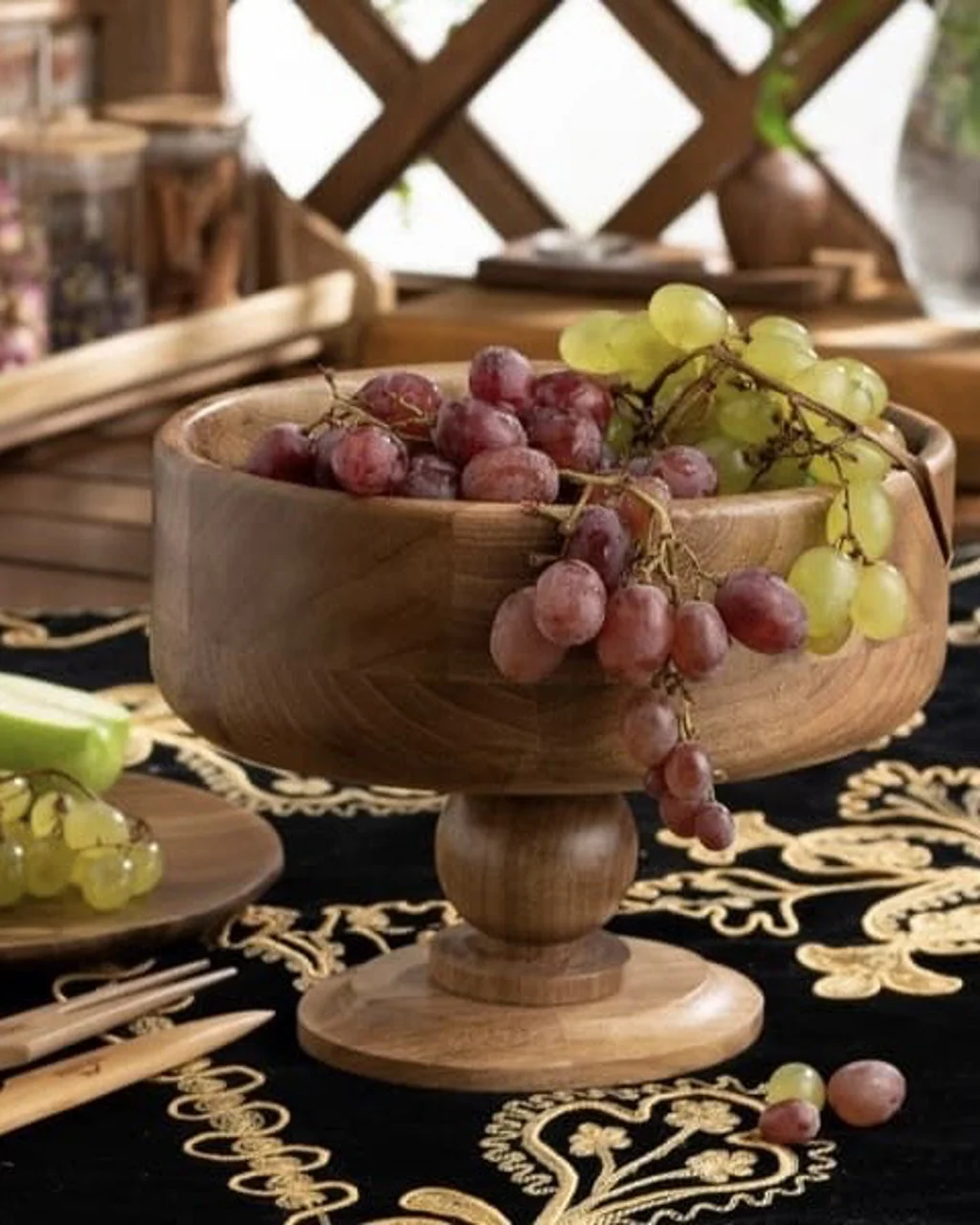 ظرف میوه پایه دار مدل بیضی قطر 25cm اماهوم (چوب گردو) Fruit/Ovel-PB25